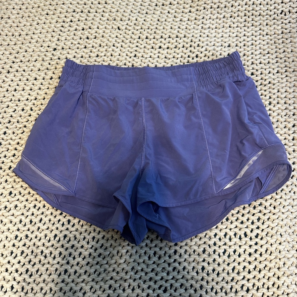 Lululemon Dark Lavender HR 2.5inch hotty shots